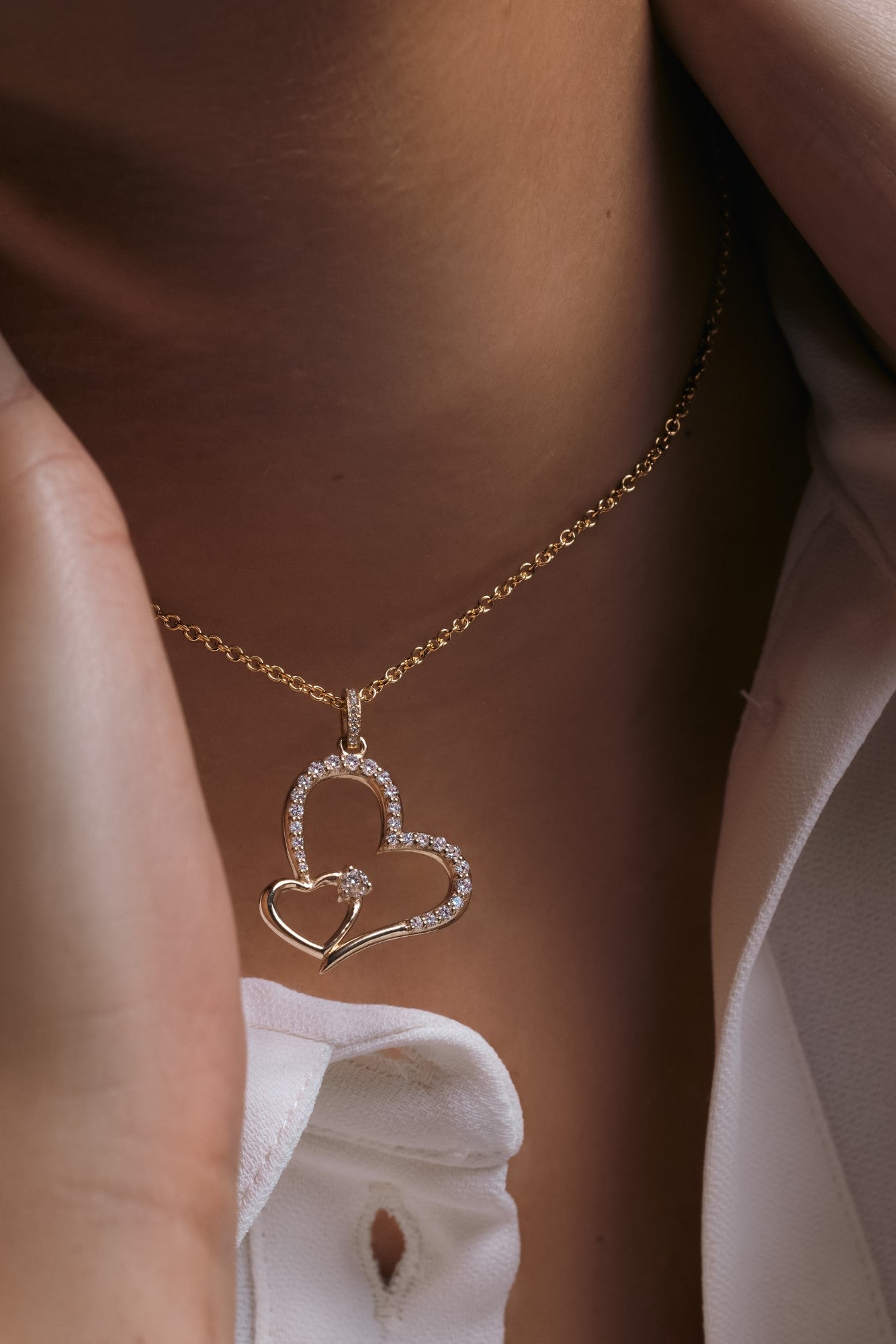 Amora Pendant
