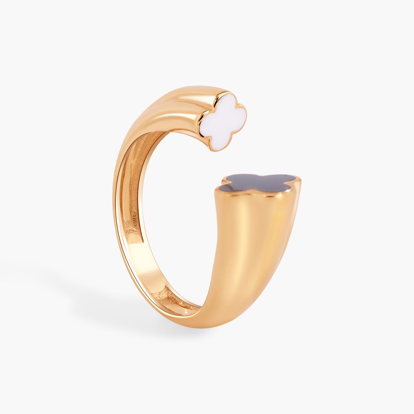 Clover Ring